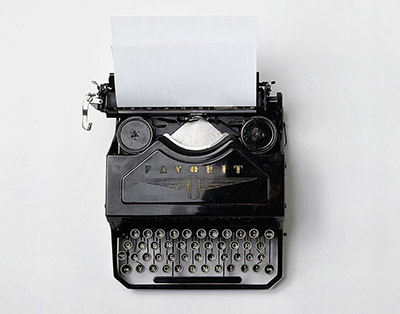 typewriter macchina da scrivere